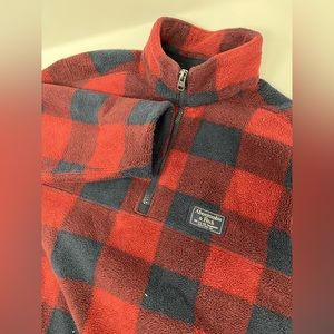 Abercrombie & Fitch Men's SOFT FLEECE 1/3 Zip SZ M Red Checkered Ptrn. Used GHL9